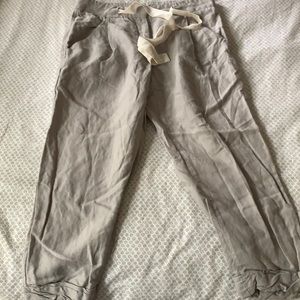 Aritzia linen capris beige size 2